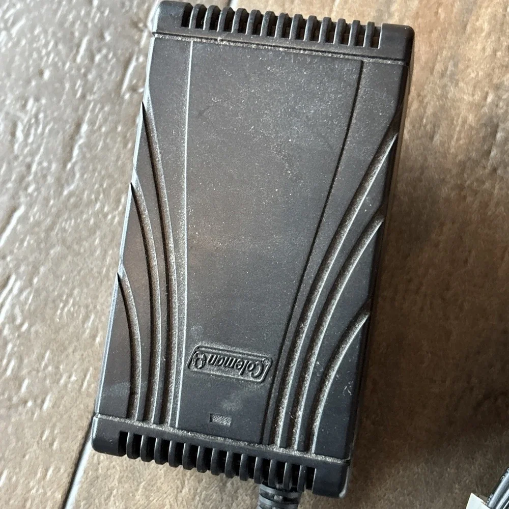 Coleman MTR72DAUL-1250A G601-1250 Switching AC/DC Power Adapter 12V